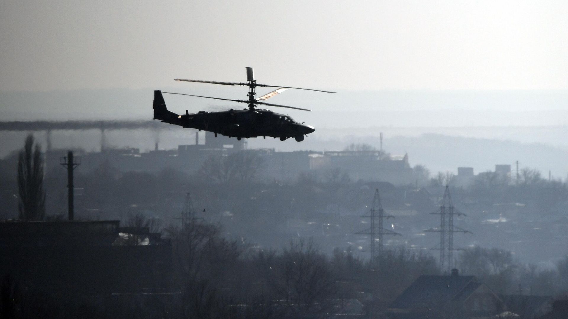 Вертолет Ка-52 ВС России в зоне проведения СВО Вертолет Ка-52 ВС России в зоне проведения СВО - РИА Новости, 1920, 23.11.2023