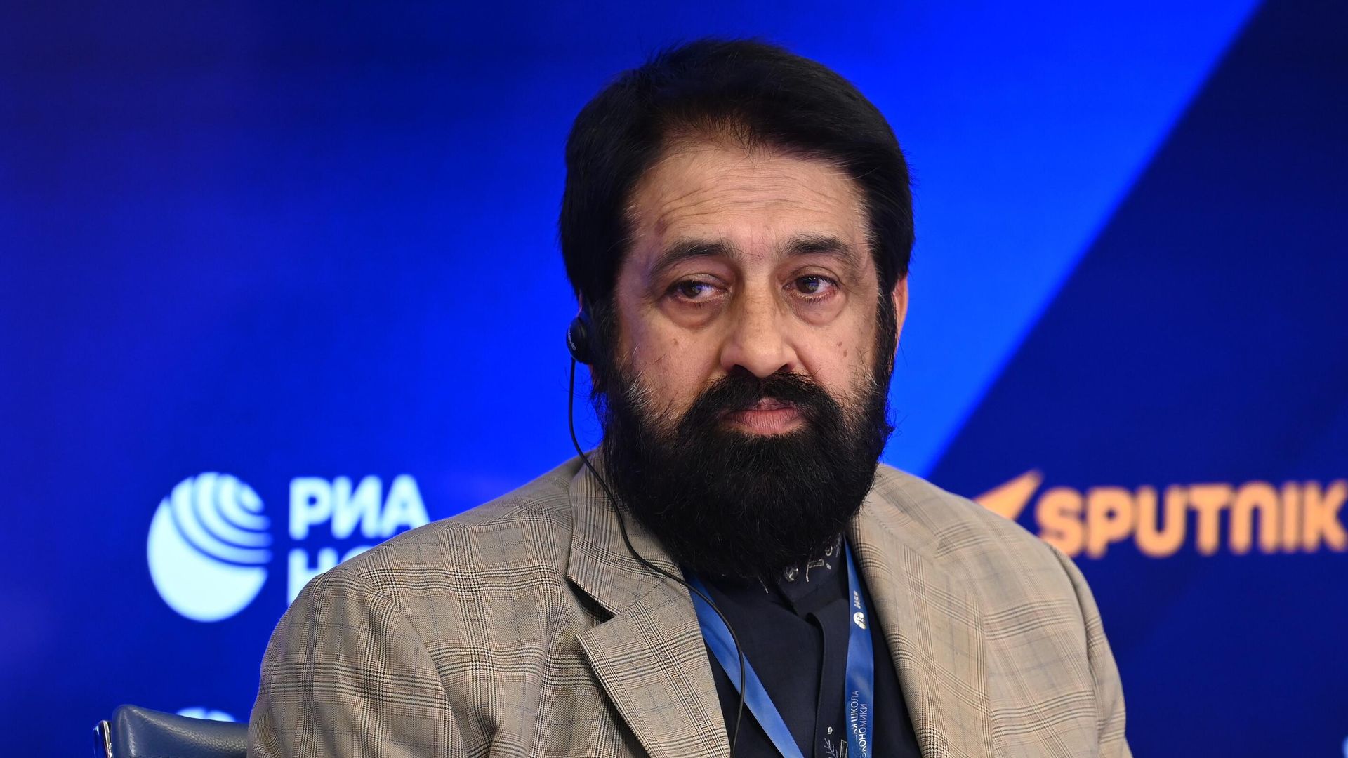 Шерпа ЮАР в БРИКС Анил Суклал во время пресс-конференции в Международном мультимедийном пресс-центре Россия сегодня в Москве Шерпа ЮАР в БРИКС Анил Суклал во время пресс-конференции в Международном мультимедийном пресс-центре Россия сегодня в Москве - РИА Новости, 1920, 08.04.2023