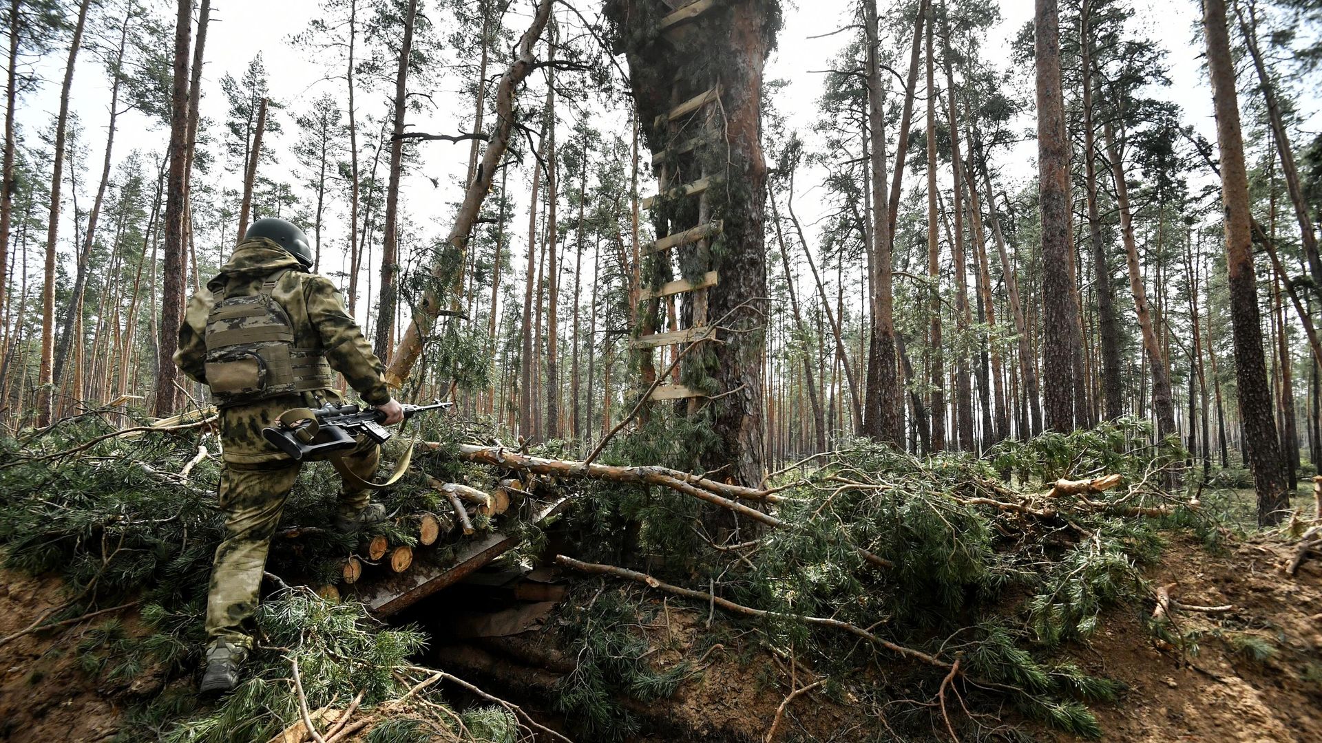 Боец спецназа Ахмат в Донбассе Боец спецназа Ахмат в Донбассе - РИА Новости, 1920, 16.04.2023