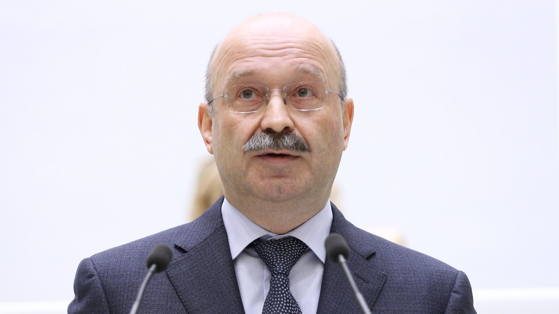Президент-председатель правления ПАО Банк ФК Открытие Михаил Задорнов Президент-председатель правления ПАО Банк ФК Открытие Михаил Задорнов - РИА Новости, 1920, 09.04.2023