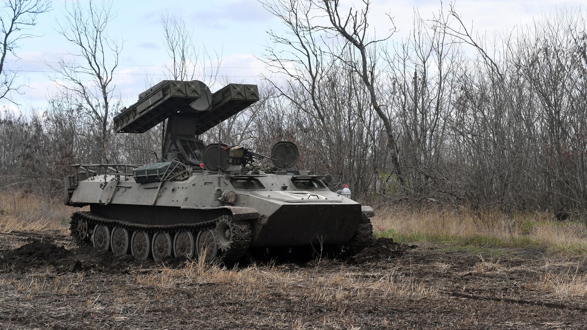Зенитно-ракетный комплекс (ЗРК) Стрела-10 ВС России на позиции в Южном секторе СВО Зенитно-ракетный комплекс (ЗРК) Стрела-10 ВС России на позиции в Южном секторе СВО - РИА Новости, 1920, 09.04.2023