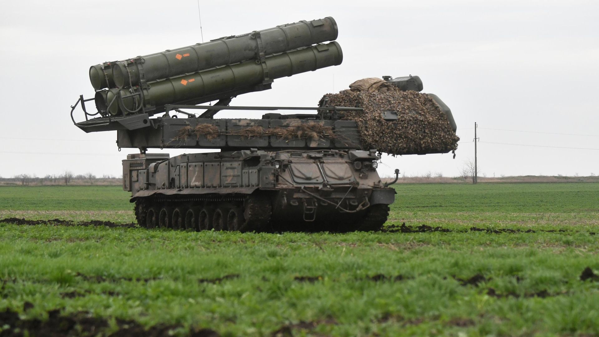 Зенитно-ракетный комплекс Зенитно-ракетный комплекс - РИА Новости, 1920, 17.04.2023