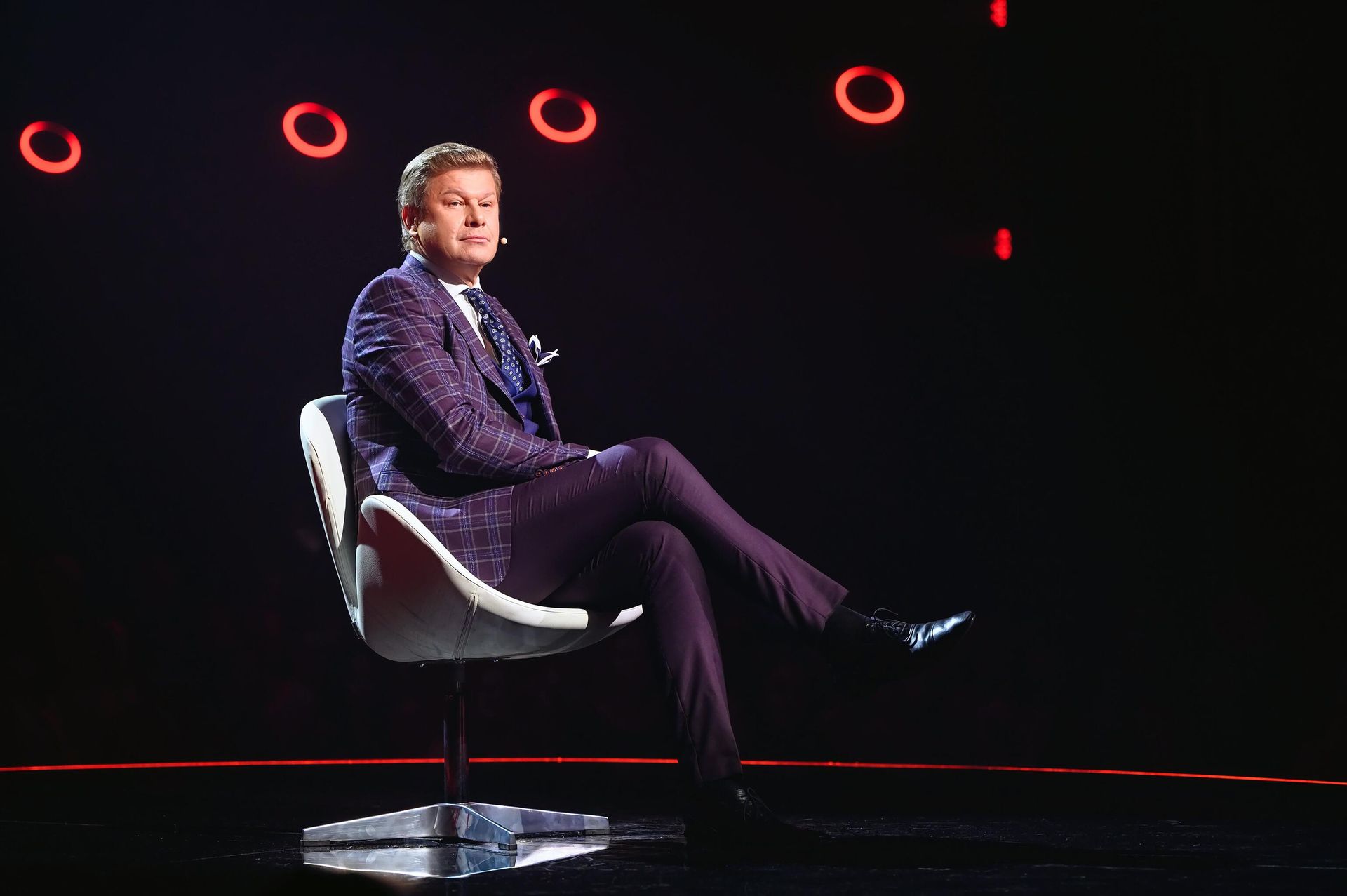 Дмитрий Губерниев на шоу Моя мелодия Дмитрий Губерниев на шоу Моя мелодия - РИА Новости, 1920, 12.04.2023