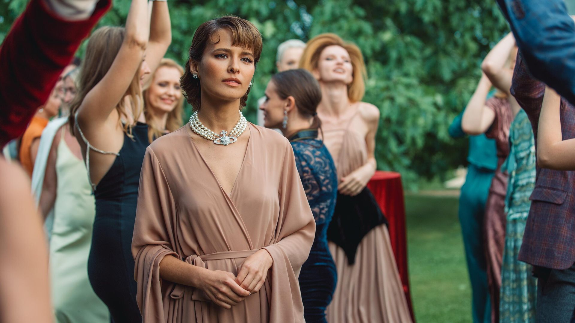 Актриса Любовь Аксенова в сериале Жить жизнь Актриса Любовь Аксенова в сериале Жить жизнь - РИА Новости, 1920, 14.04.2023