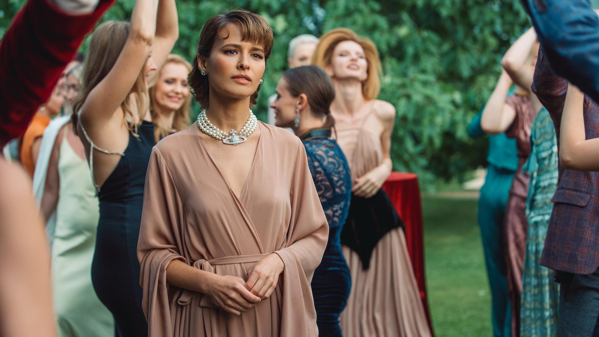 Актриса Любовь Аксенова в сериале Жить жизнь Актриса Любовь Аксенова в сериале Жить жизнь - РИА Новости, 1920, 14.04.2023