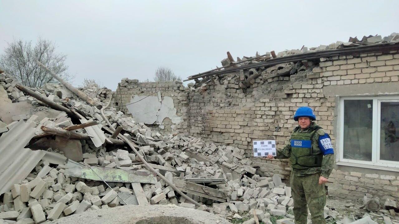 Последствия обстрела вооруженными формированиями Украины г. Сватов Последствия обстрела вооруженными формированиями Украины г. Сватов - РИА Новости, 1920, 13.04.2023