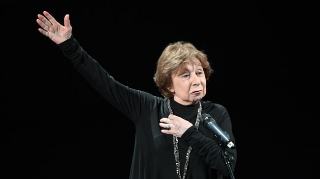 Актриса Лия Ахеджакова