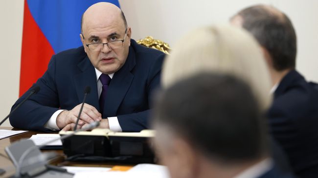 Председатель правительства РФ Михаил Мишустин проводит совещание с вице-премьерами РФ