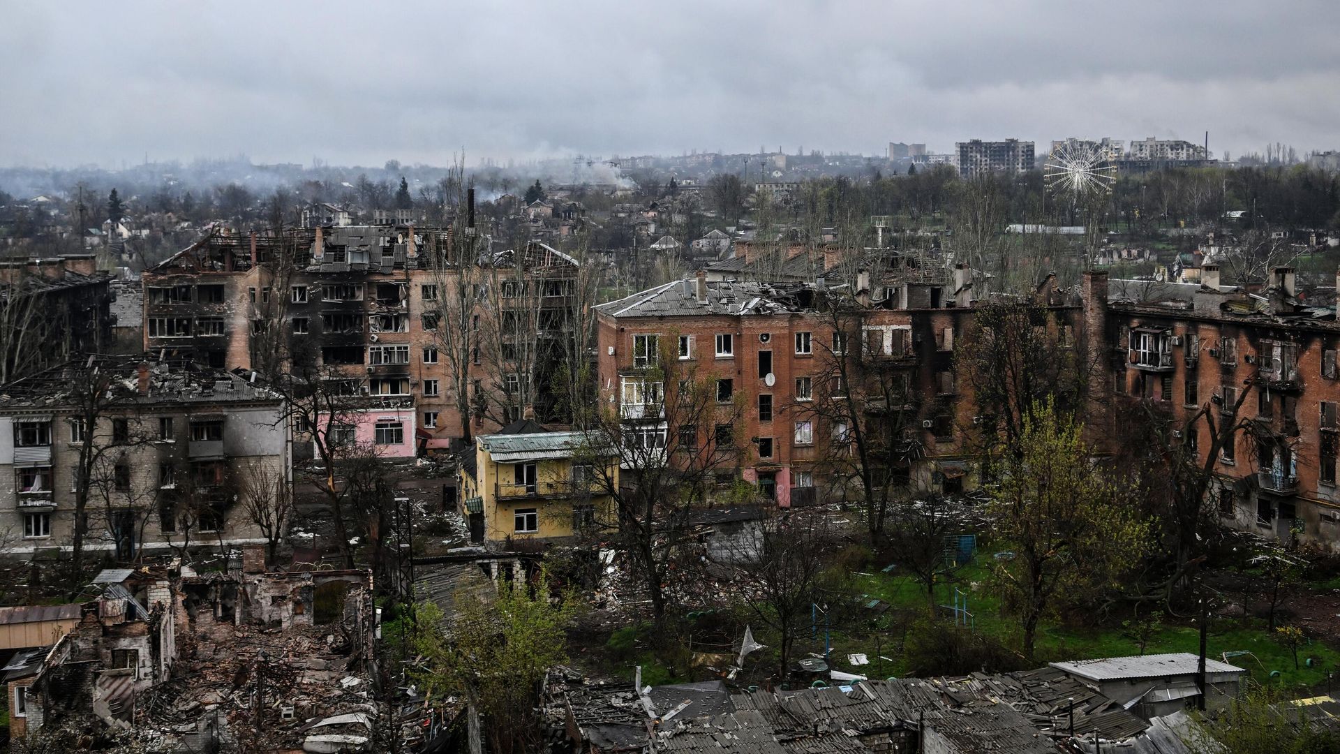 Центральная часть города Артемовска. Весна 2023 года Центральная часть города Артемовска. Весна 2023 года - РИА Новости, 1920, 16.02.2024