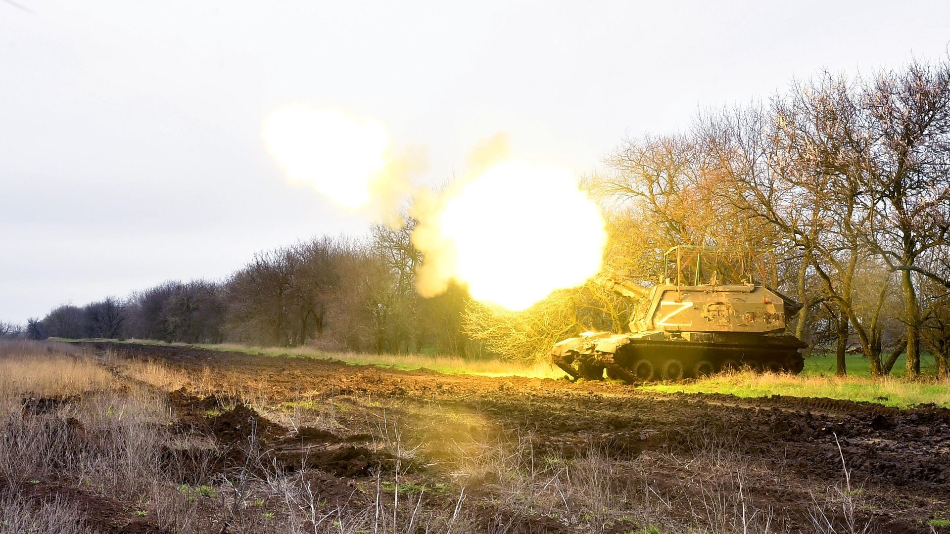 Самоходная артиллерийская установка Мста-С на боевой позиции в южном секторе спецоперации Самоходная артиллерийская установка Мста-С на боевой позиции в южном секторе спецоперации - РИА Новости, 1920, 23.05.2023