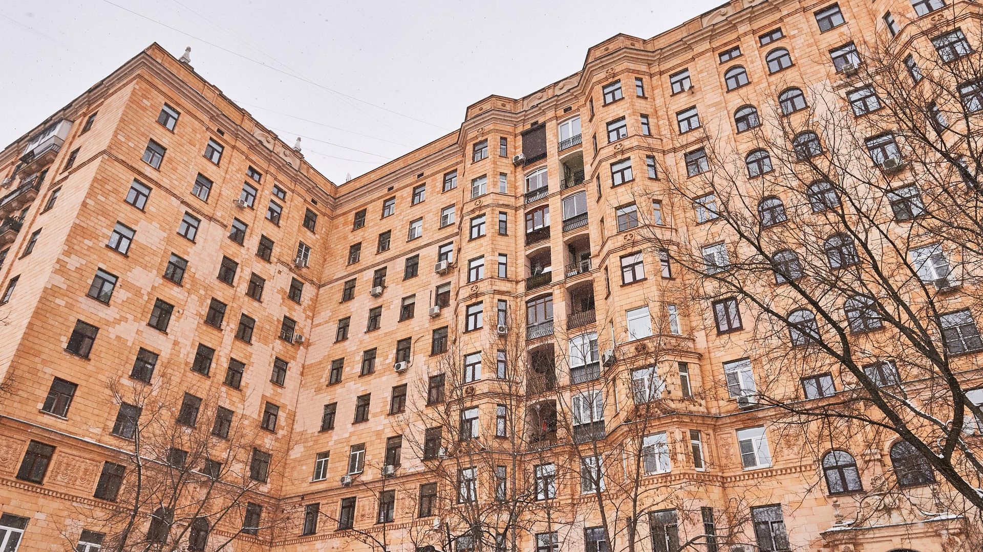 Дом 14 на Ломоносовском проспекте в Москве Дом 14 на Ломоносовском проспекте в Москве - РИА Новости, 1920, 21.04.2023