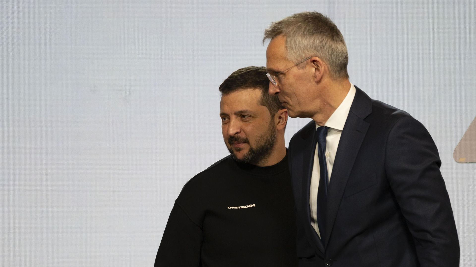 Президент Украины Владимир Зеленский и генеральный секретарь НАТО Йенс Столтенберг - РИА Новости, 1920, 30.04.2023