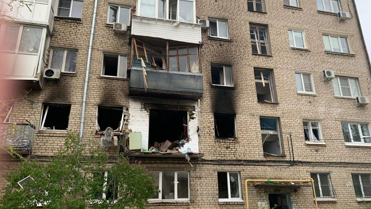 Последствия воспламенения газа и последующего возгорания квартиры в многоквартирном жилом доме по ул. Титова Волгограде Последствия воспламенения газа и последующего возгорания квартиры в многоквартирном жилом доме по ул. Титова Волгограде - РИА Новости, 1920, 21.04.2023