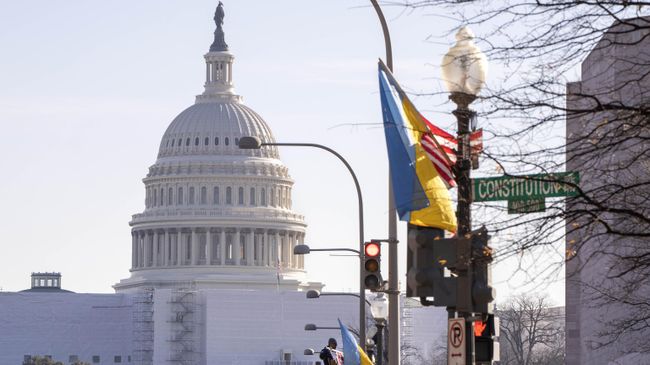 Флаги США и Украины