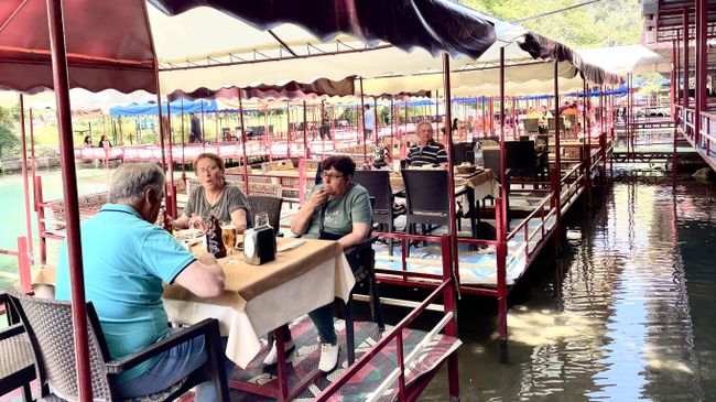 Ресторан на воде Ресторан на воде