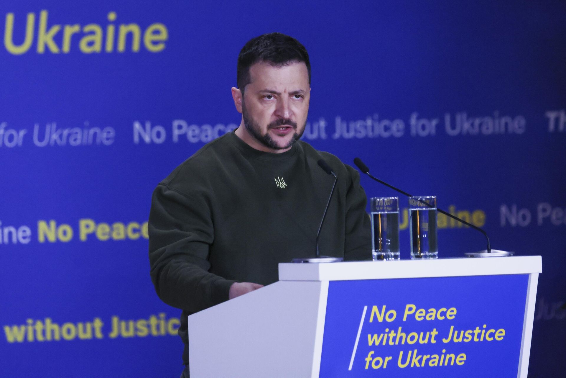 Президент Украины Владимир Зеленский во время выступления в Гааге, Нидерланды Президент Украины Владимир Зеленский во время выступления в Гааге, Нидерланды - РИА Новости, 1920, 02.02.2024