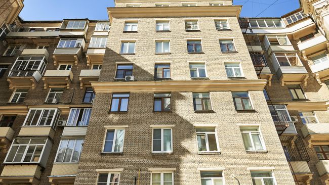 Дом № 2/1 на улице Викторенко в Москве