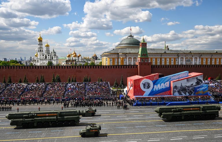 Автономные пусковые установки ПГРК Ярс на параде в Москве, посвященном 78-й годовщине Победы в Великой Отечественной войне Автономные пусковые установки ПГРК Ярс на параде в Москве, посвященном 78-й годовщине Победы в Великой Отечественной войне