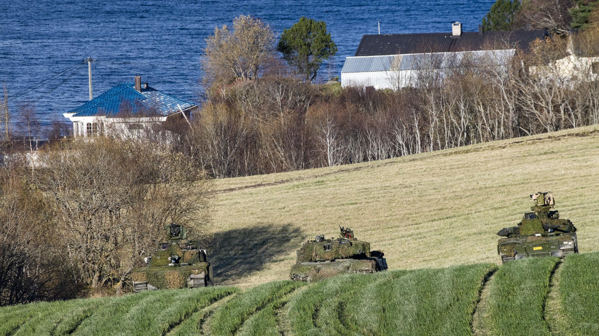 Танки норвежских и немецких войск во время учений НАТО Trident Juncture 2018 в Норвегии Танки норвежских и немецких войск во время учений НАТО Trident Juncture 2018 в Норвегии - РИА Новости, 1920, 10.05.2023