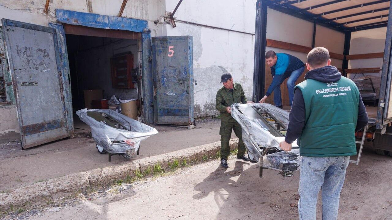 Нижегородская компания изготовила самоходные тележки для участников СВО Нижегородская компания изготовила самоходные тележки для участников СВО - РИА Новости, 1920, 10.05.2023