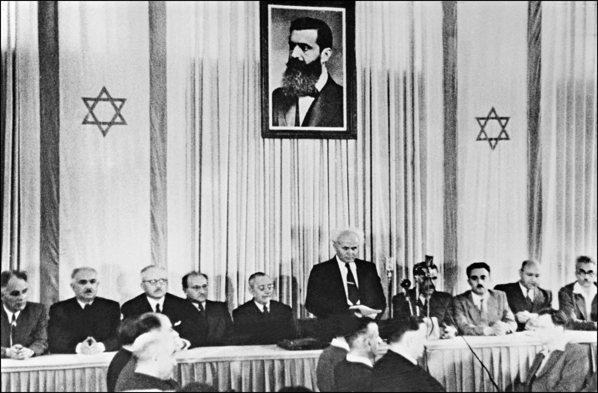 Премьер-министр Израиля Давид Бен-Гурион провозглашает создание государства Израиль. 14 мая 1948 год Премьер-министр Израиля Давид Бен-Гурион провозглашает создание государства Израиль. 14 мая 1948 год - РИА Новости, 1920, 12.05.2023