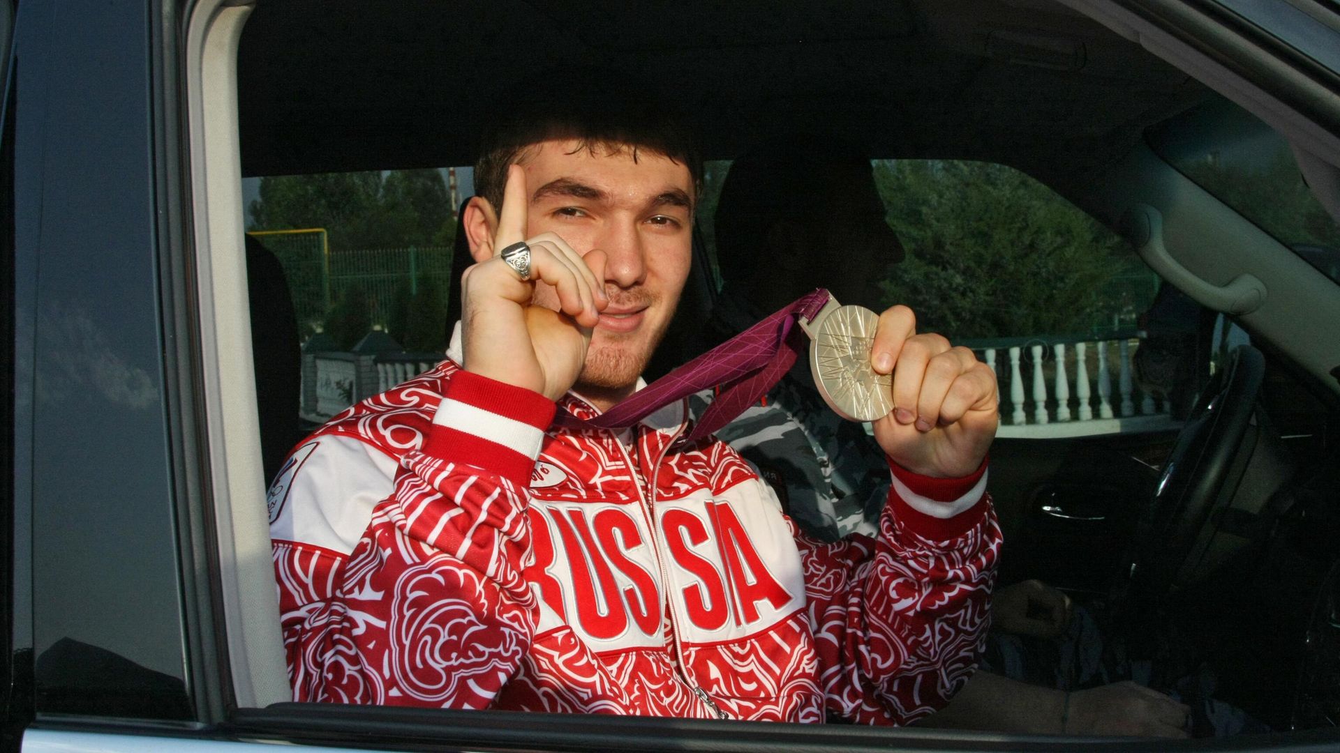 Встреча серебряного призера ОИ штангиста А.Аухадова в Грозном Встреча серебряного призера ОИ штангиста А.Аухадова в Грозном - РИА Новости, 1920, 15.05.2023