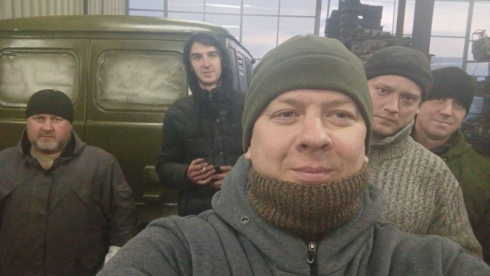 Коллектив по восстановлению машин Коллектив по восстановлению машин - РИА Новости, 1920, 16.05.2023