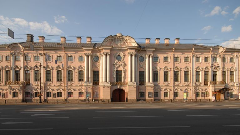 Строгановский дворец Строгановский дворец