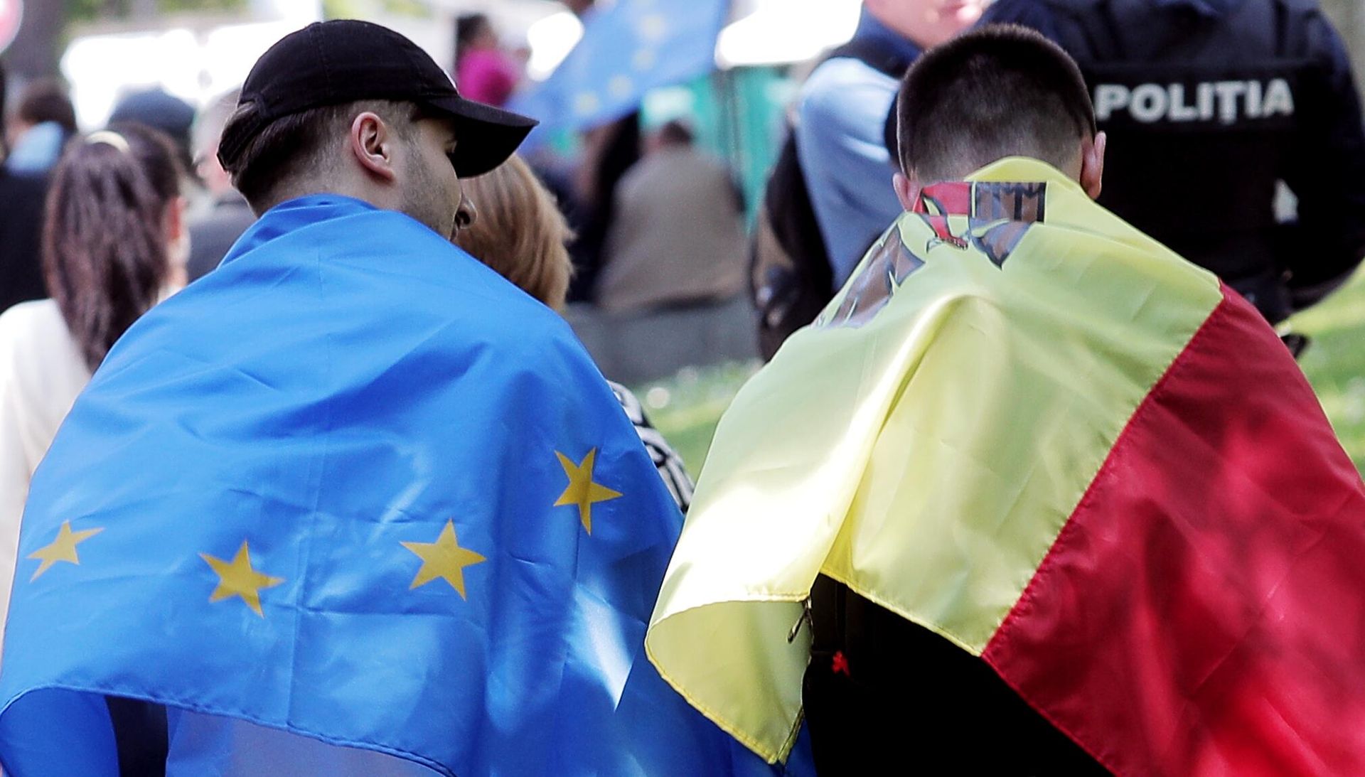 Участники митинга на площади Великого Национального Собрания в Кишиневе Участники митинга на площади Великого Национального Собрания в Кишиневе - РИА Новости, 1920, 20.12.2024