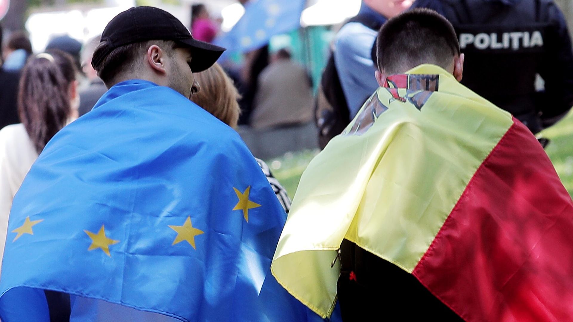 Участники митинга на площади Великого Национального Собрания в Кишиневе Участники митинга на площади Великого Национального Собрания в Кишиневе - РИА Новости, 1920, 31.10.2024