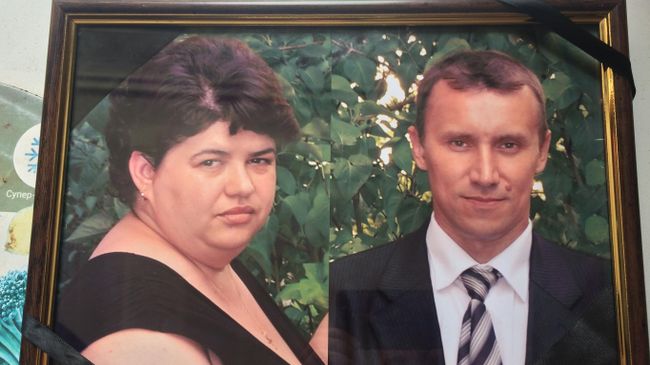Роману было 40 лет, его жене 34