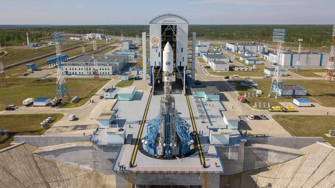Ракета Союз-2.1а со спутником Кондор-ФКА вывезена на стартовый комплекс космодрома Восточный - РИА Новости, 1920, 27.06.2023