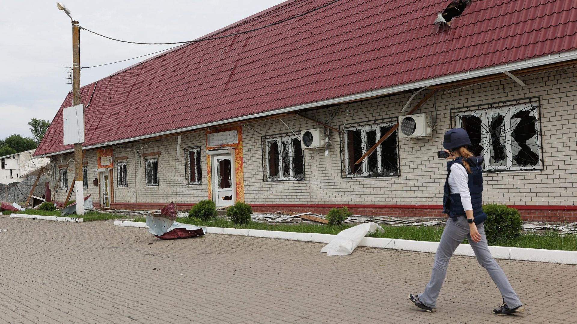 Здание, разрушенное в результате атаки ДРГ, в Белгородской области Здание, разрушенное в результате атаки ДРГ, в Белгородской области - РИА Новости, 1920, 05.06.2023
