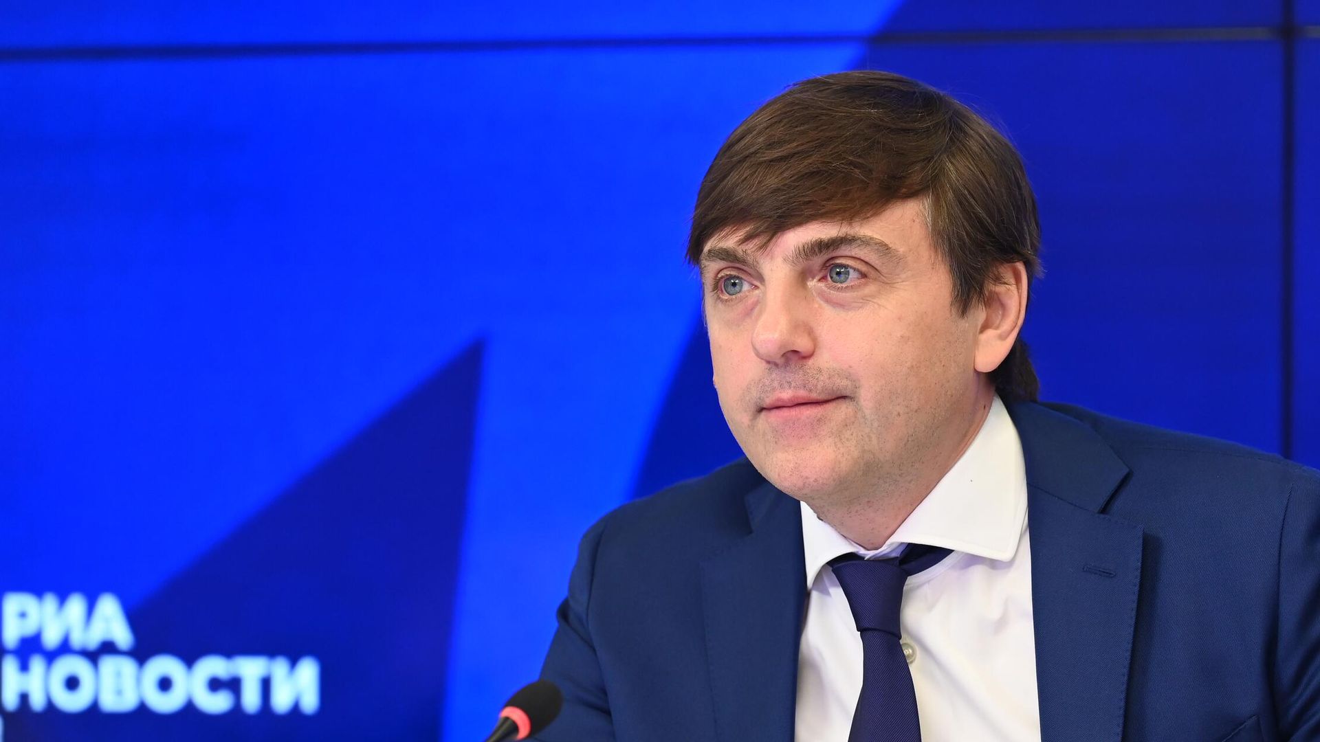 Пресс-конференция Министра просвещения Российской Федерации Сергея Кравцова на тему: Суверенная система образования: итоги учебного года Пресс-конференция Министра просвещения Российской Федерации Сергея Кравцова на тему: Суверенная система образования: итоги учебного года - РИА Новости, 1920, 25.05.2023