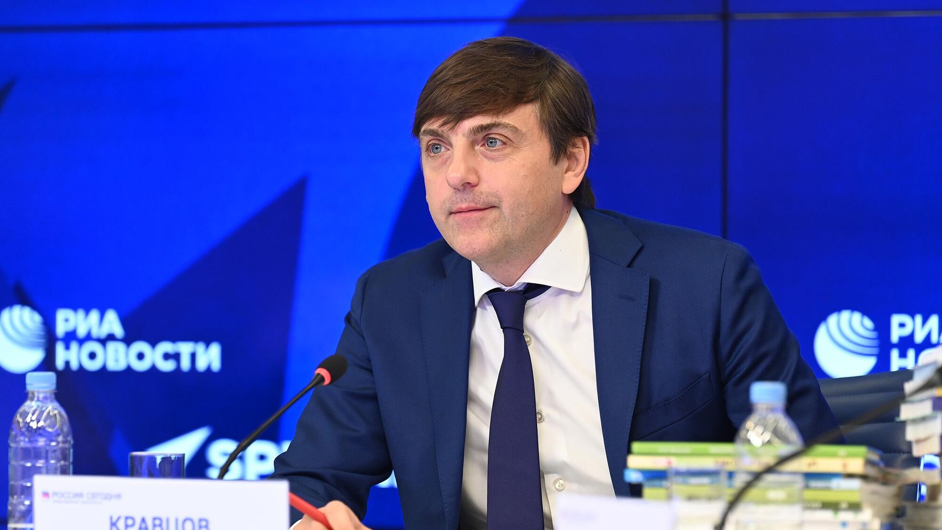 Глава Минпросвещения РФ Сергей Кравцов Глава Минпросвещения РФ Сергей Кравцов - РИА Новости, 1920, 20.08.2026