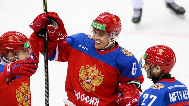 Хоккеисты сборной России