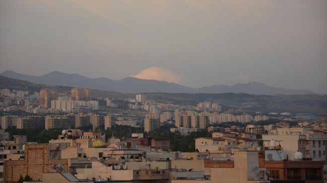 Вид на вулкан Дамаванд, Иран Вид на вулкан Дамаванд, Иран