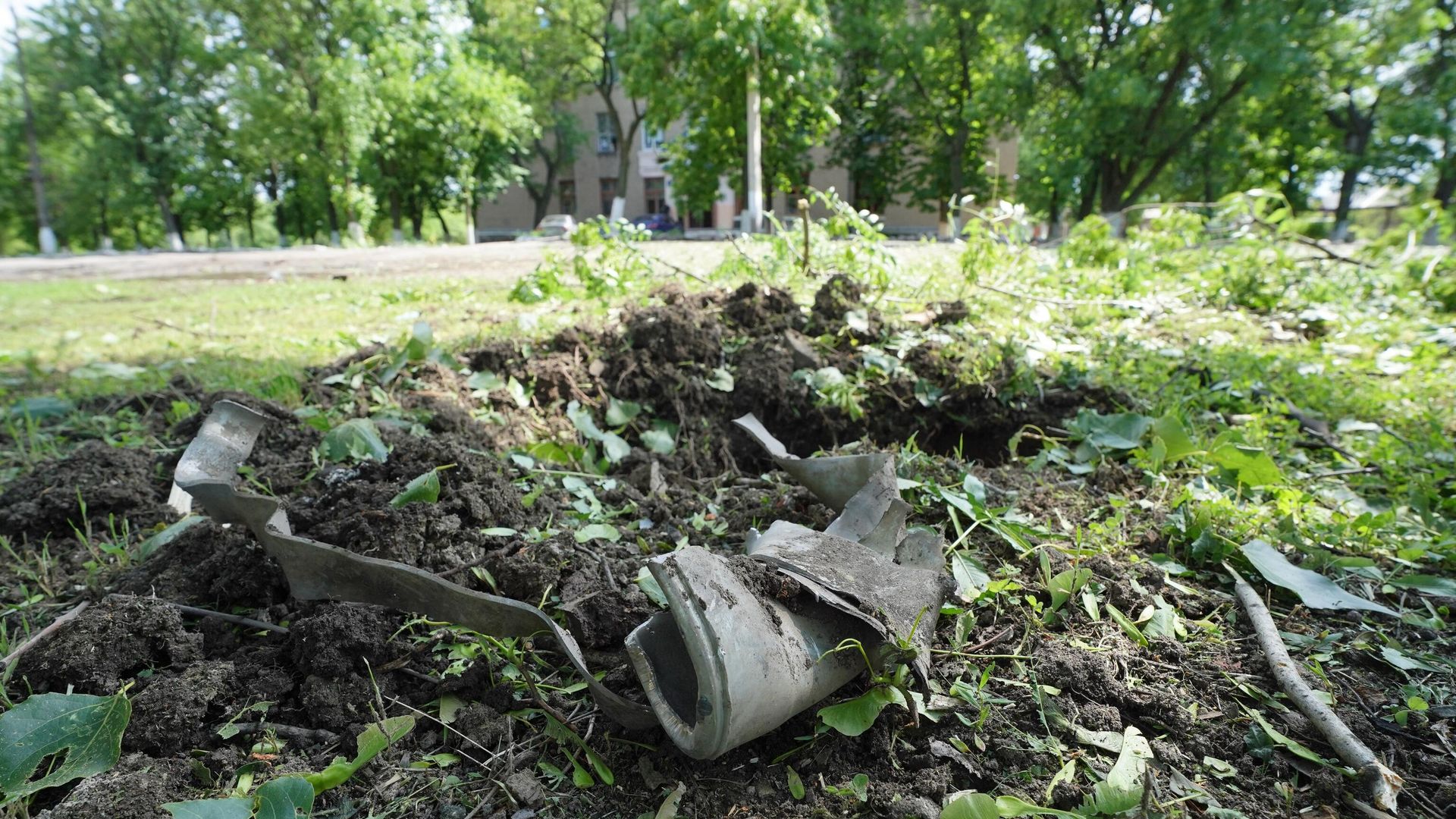 Последствие обстрела Горловки в ДНР Последствие обстрела Горловки в ДНР - РИА Новости, 1920, 08.05.2024