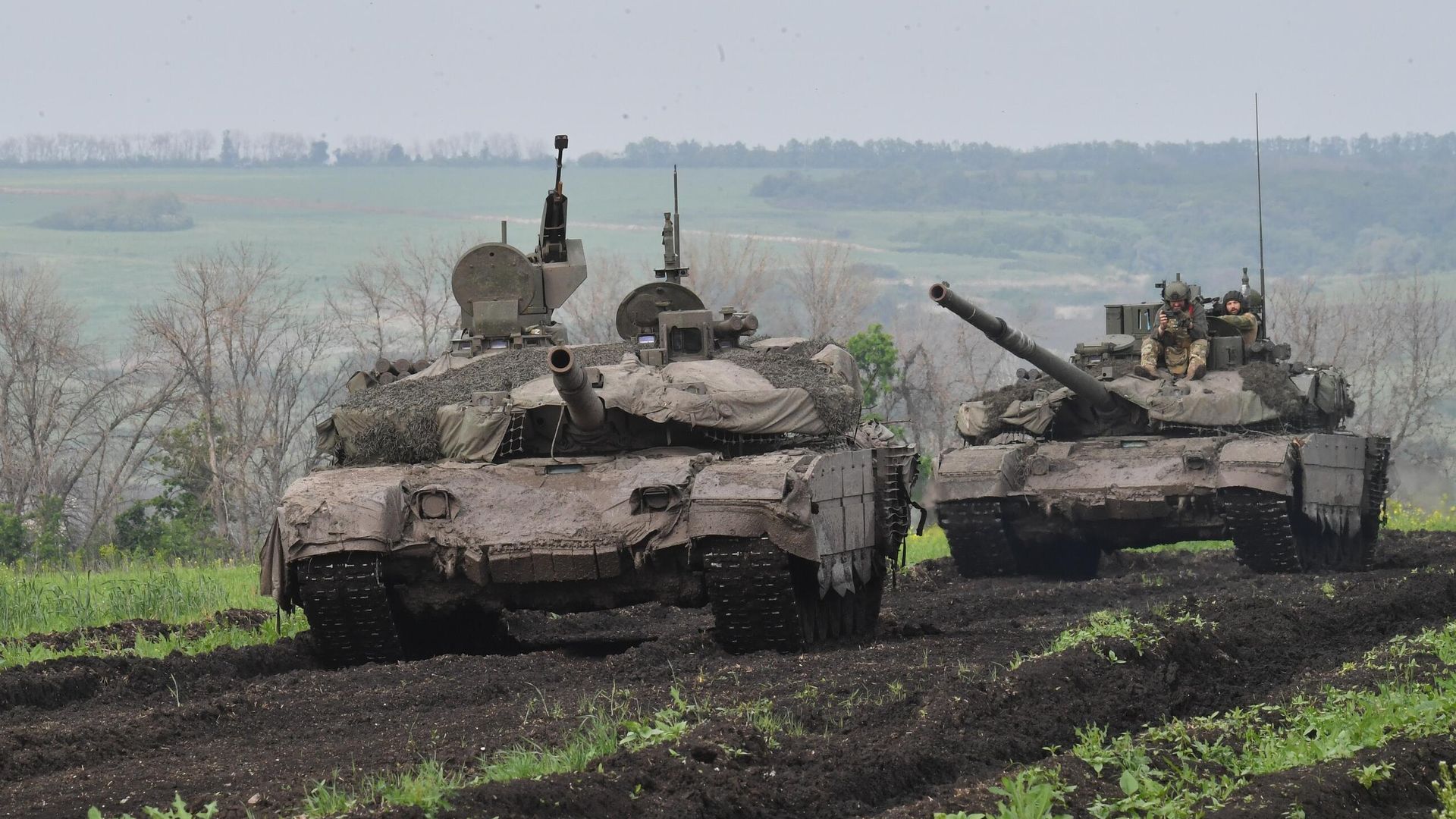 Танки Т-90-М Прорыв на передовой в зоне СВО Танки Т-90-М Прорыв на передовой в зоне СВО - РИА Новости, 1920, 04.07.2023