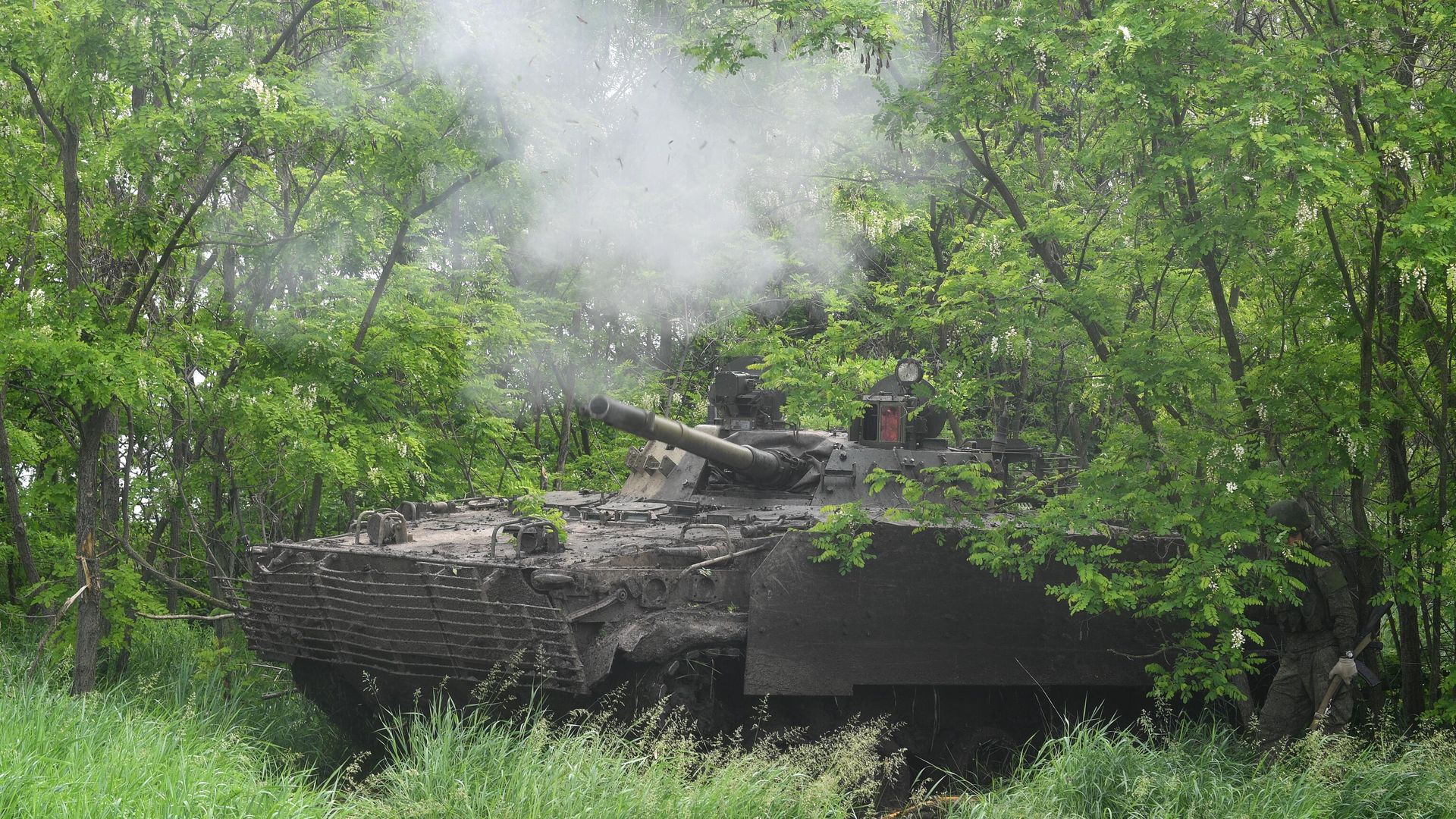 Боевая машина БМП-3 в зоне проведения СВО Боевая машина БМП-3 в зоне проведения СВО - РИА Новости, 1920, 13.08.2023