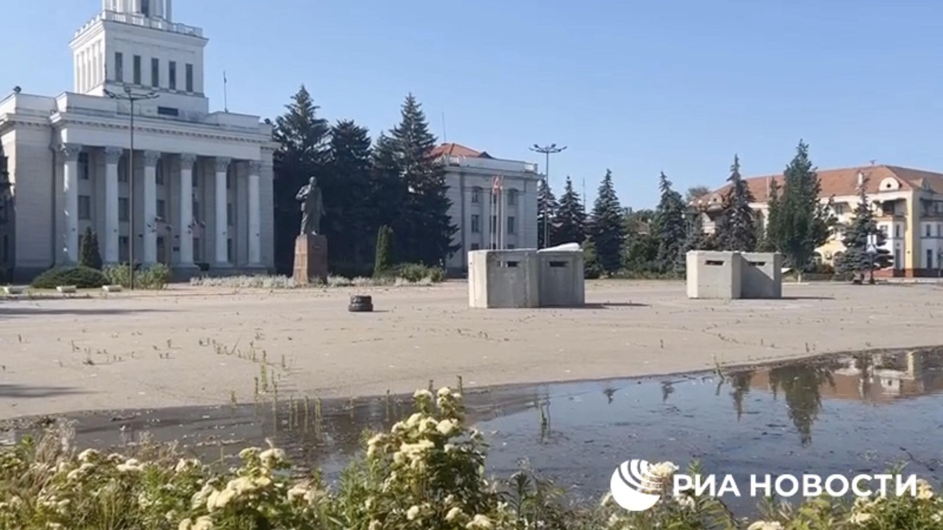 Затопление Новой Каховки после обстрела ВСУ Каховской ГЭС Затопление Новой Каховки после обстрела ВСУ Каховской ГЭС - РИА Новости, 1920, 06.06.2023