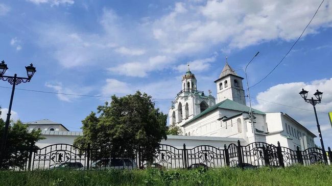 Ярославский Спасо-Преображенский монастырь Ярославский Спасо-Преображенский монастырь