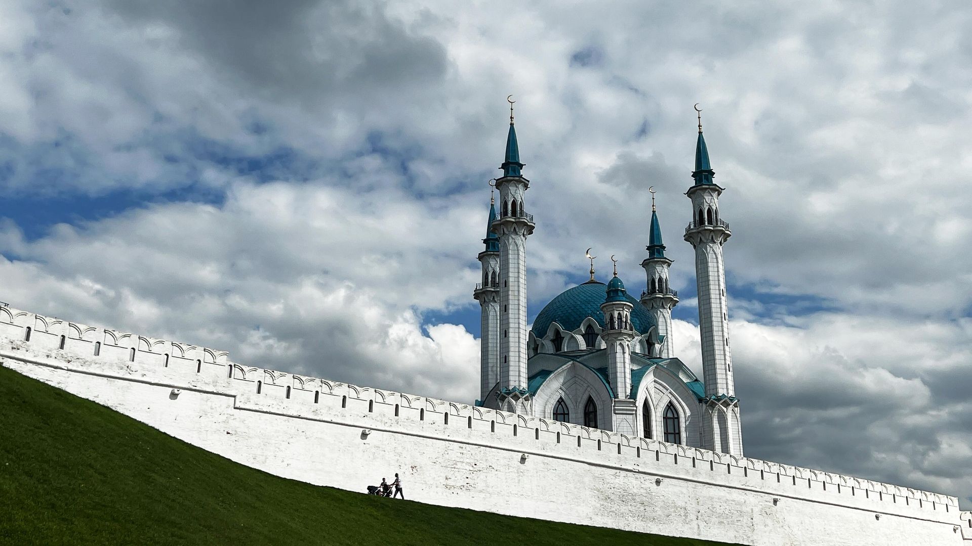 Мечеть Кул Шариф на территории кремля в Казани Мечеть Кул Шариф на территории кремля в Казани - РИА Новости, 1920, 28.10.2024