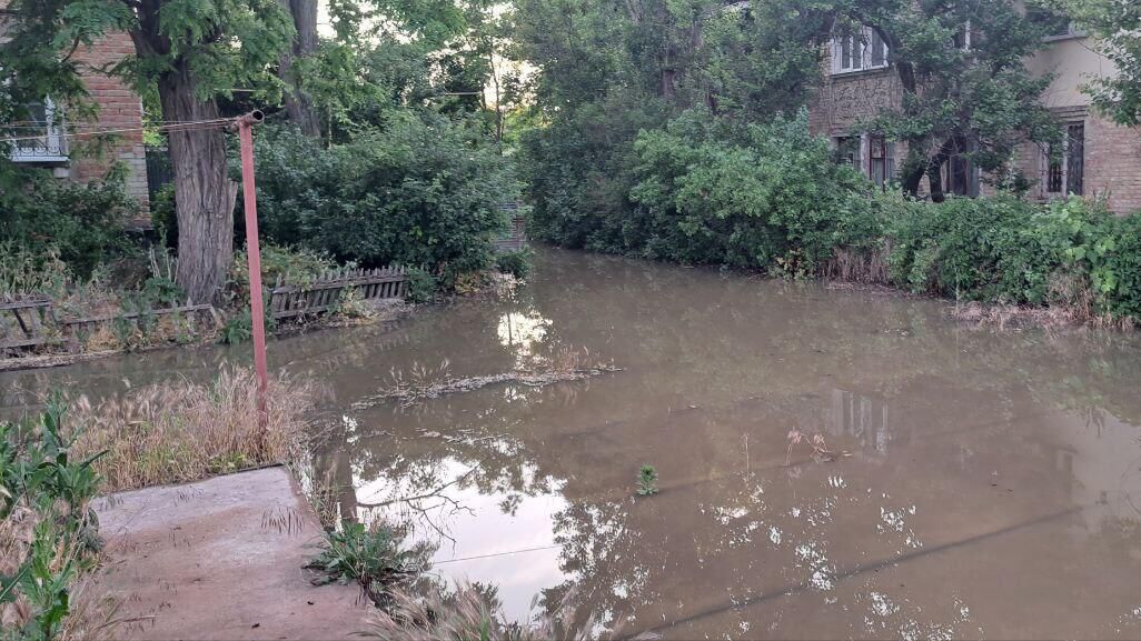 Затопленные улицы в Новокаховском городском округе Затопленные улицы в Новокаховском городском округе - РИА Новости, 1920, 07.06.2023