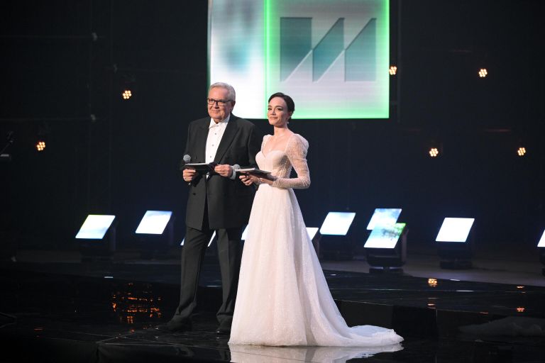 Актер Юрий Стоянов на торжественной церемонии награждения Национальной премии интернет-контента ИРИ во Дворце гимнастики Ирины Винер-Усмановой в Москве