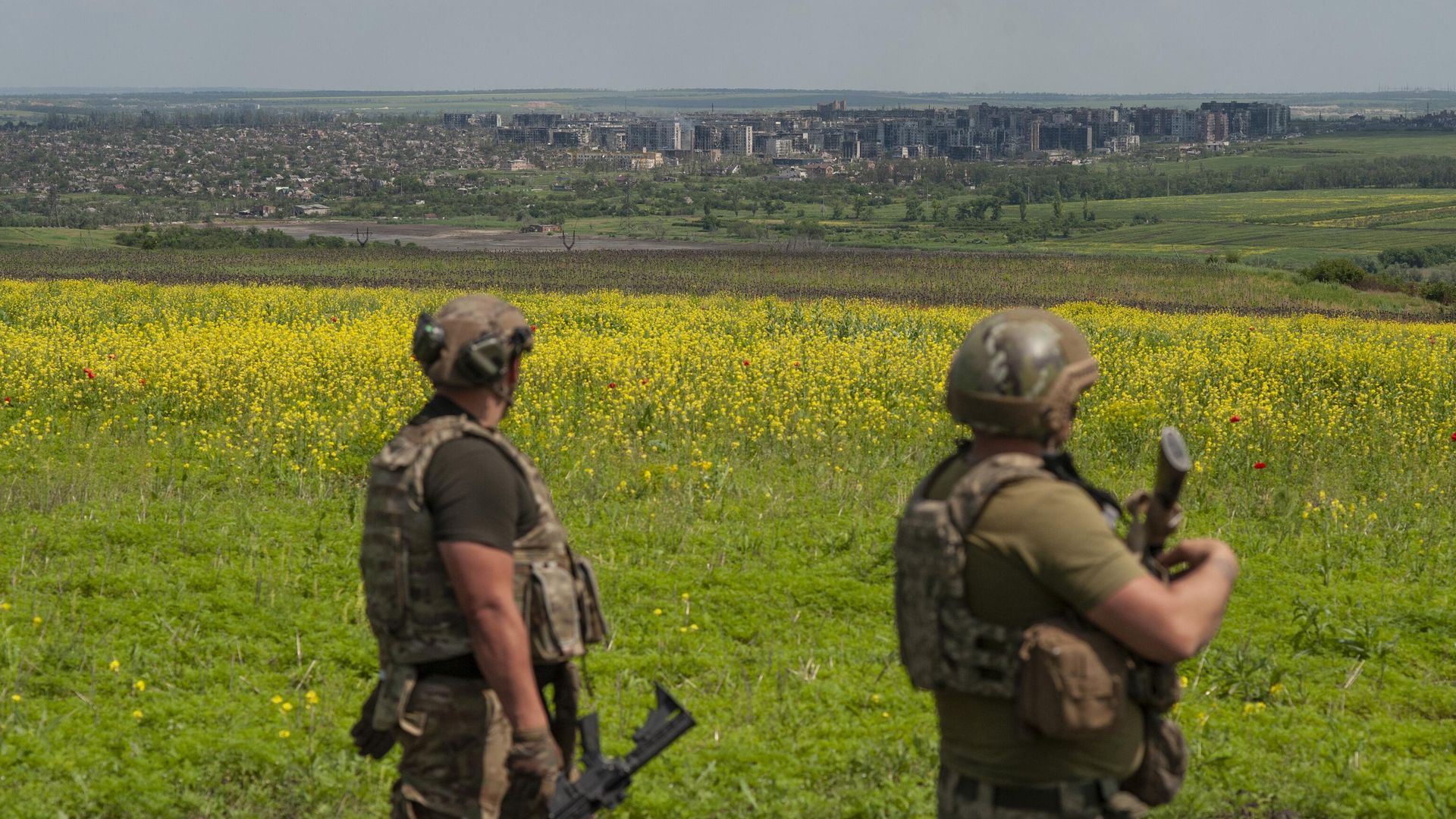 Украинские военнослужащие под Артемовском Украинские военнослужащие под Артемовском - РИА Новости, 1920, 26.06.2023