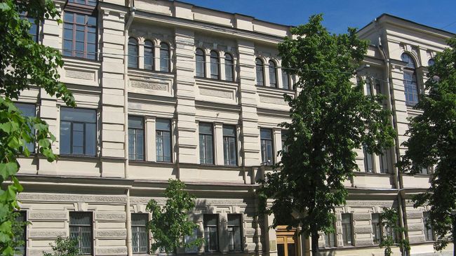 Здания, в которых в 1885—1918 гг. находились Высшие женские (Бестужевские) курсы Здания, в которых в 1885—1918 гг. находились Высшие женские (Бестужевские) курсы