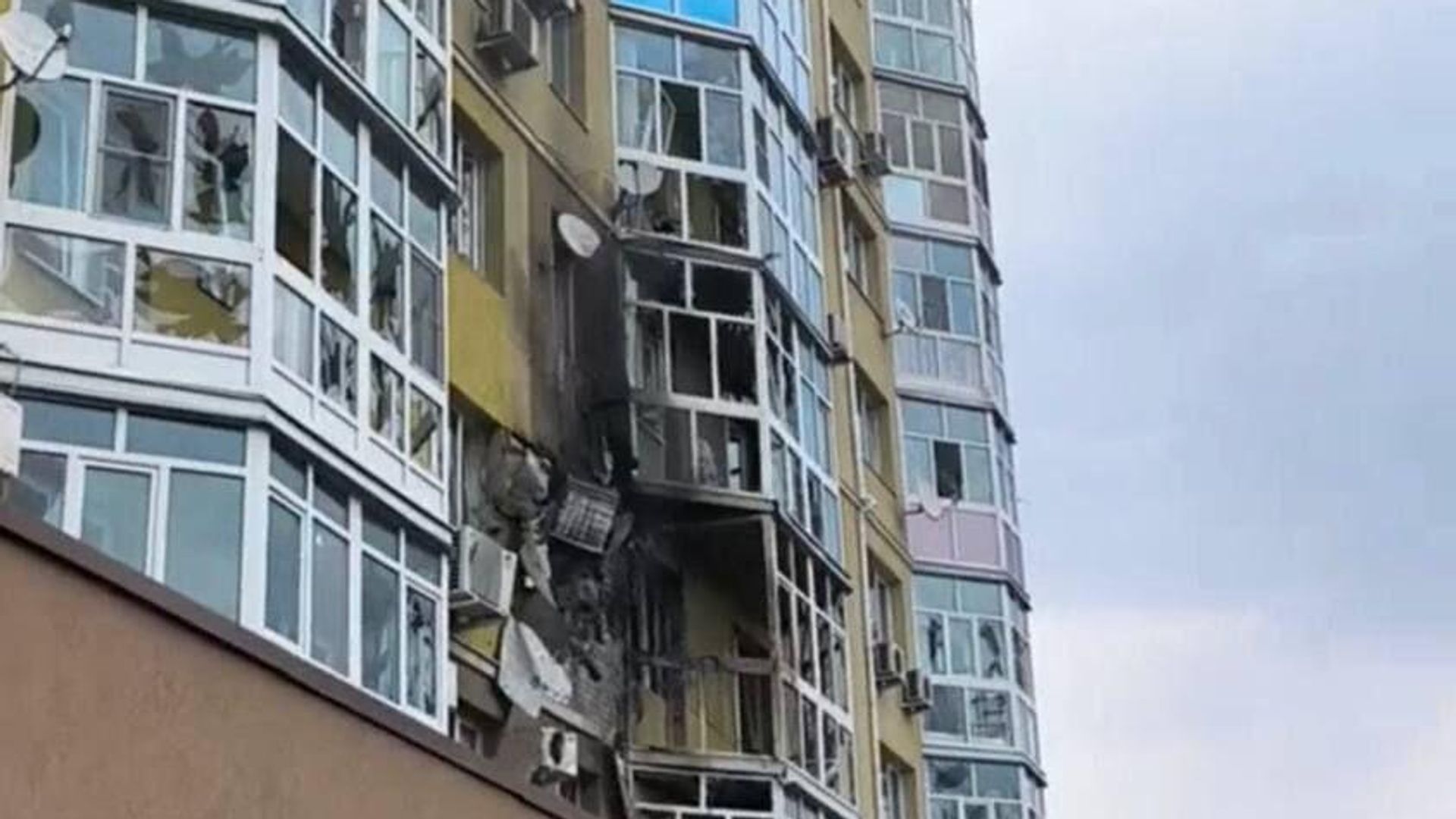 Последствия атаки беспилотника в Воронеже Последствия атаки беспилотника в Воронеже - РИА Новости, 1920, 09.06.2023