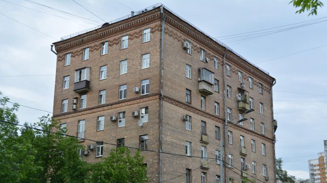 Дом 31 на улице Трофимова в Москве