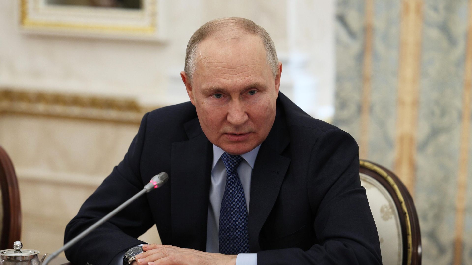 Президент России Владимир Путин проводит встречу с военными корреспондентами Президент России Владимир Путин проводит встречу с военными корреспондентами - РИА Новости, 1920, 13.06.2023